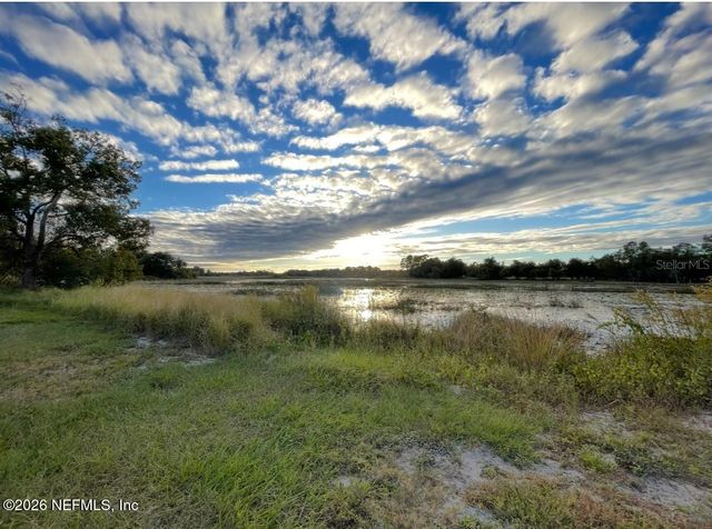 19751 CR 33, Groveland, FL 34736