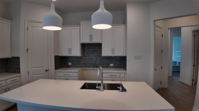 31002 Newcomb Landing Lane, Waller, TX 77484