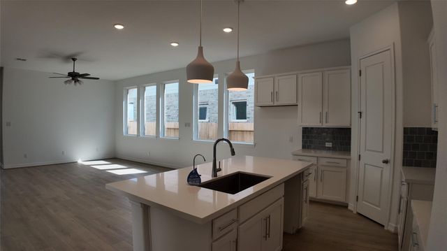 31002 Newcomb Landing Lane, Waller, TX 77484