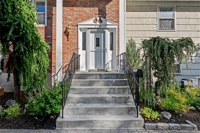 568 Manville Road Upper R, Pleasantville, NY 10570