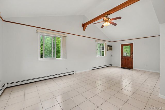 568 Manville Road Upper R, Pleasantville, NY 10570