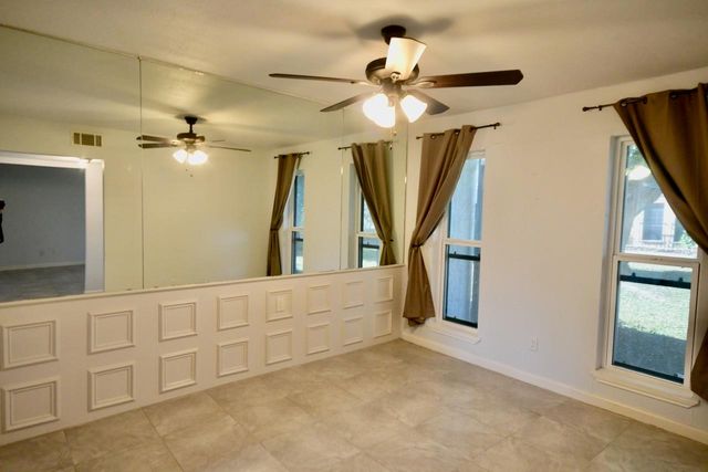 6331 Creekbend Drive 88, Houston, TX 77096