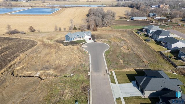 911 Sundance St Street, Valley Springs, SD 57068