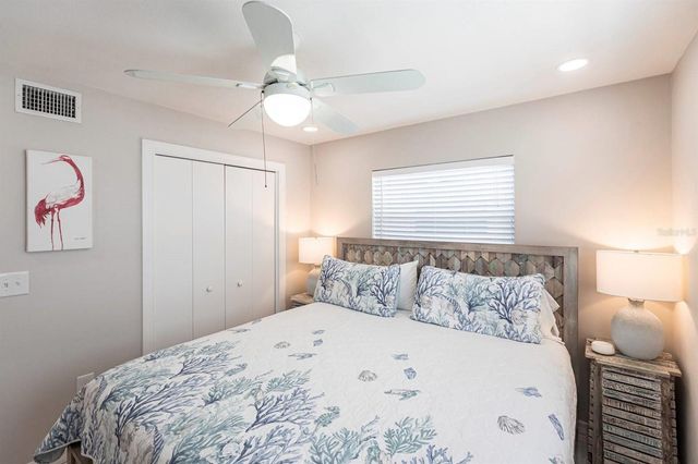 6020 MIDNIGHT PASS ROAD 52A, Sarasota, FL 34242