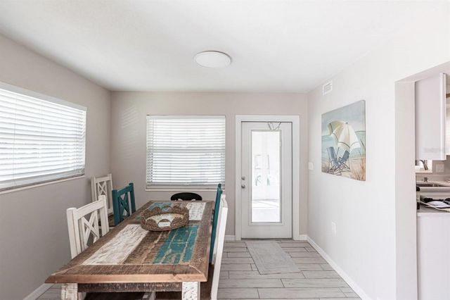 6020 MIDNIGHT PASS ROAD 52A, Sarasota, FL 34242