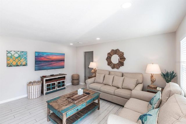 6020 MIDNIGHT PASS ROAD 52A, Sarasota, FL 34242