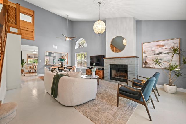 708 Shade Tree DR, Austin, TX 78748