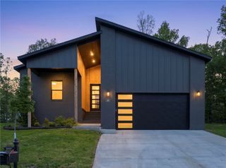 59 Cromarty Drive, Bella Vista, AR 72715