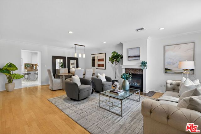 11871 Iowa Avenue 102, Los Angeles, CA 90025