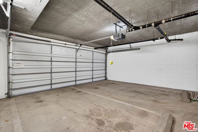 11871 Iowa Avenue 102, Los Angeles, CA 90025