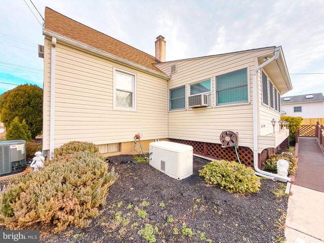 440 DURHAM, Langhorne, PA 19047