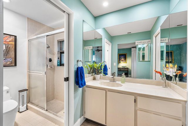 5664 Willow Creek Court, Delray Beach, FL 33484