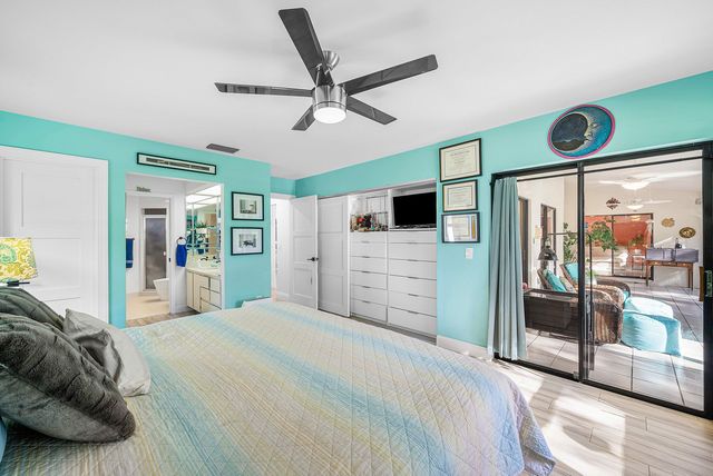 5664 Willow Creek Court, Delray Beach, FL 33484