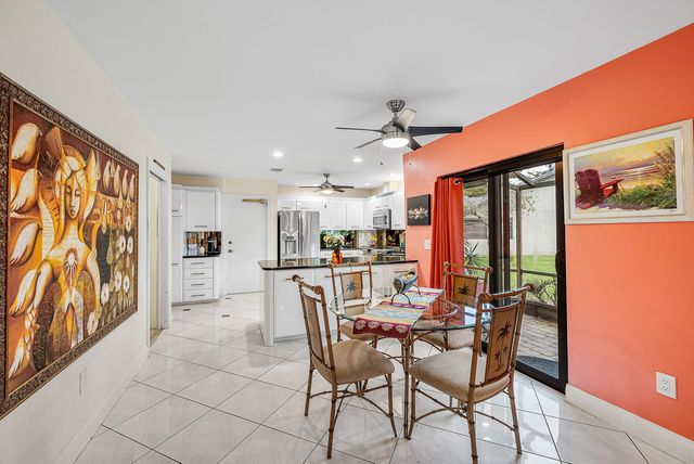 5664 Willow Creek Court, Delray Beach, FL 33484