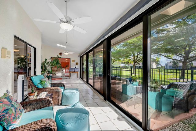 5664 Willow Creek Court, Delray Beach, FL 33484