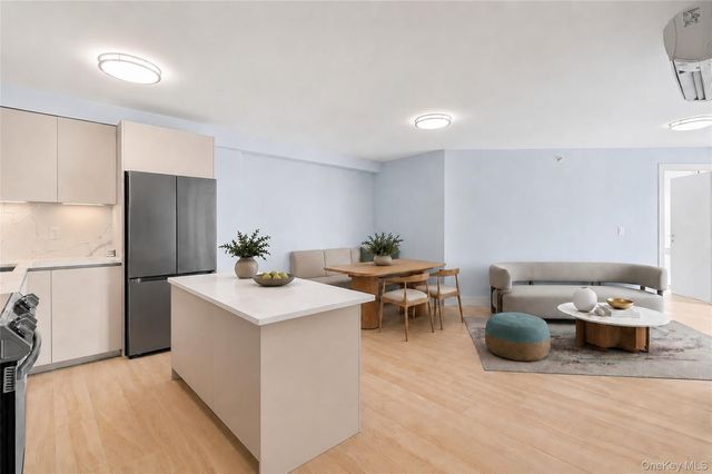 733 Ocean Parkway 7C, Brooklyn, NY 11230