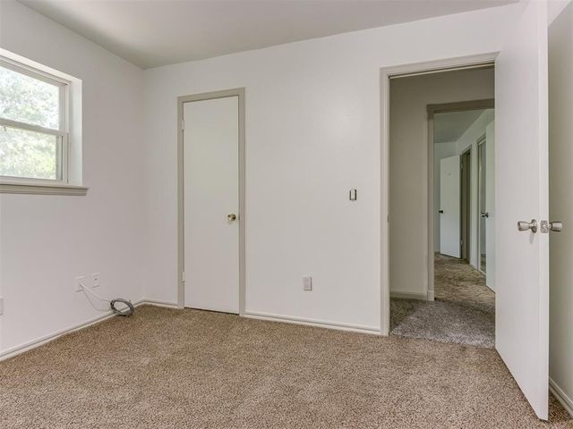 616 Whispering Oak Road, Oklahoma City, OK 73127