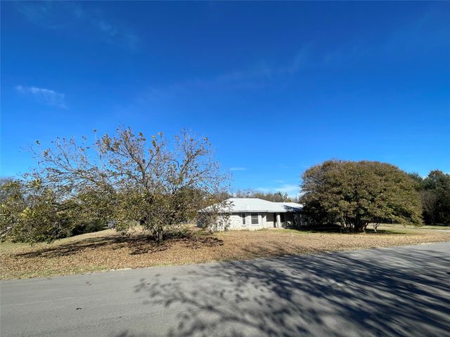 254 Spring Brook Drive, Mansfield, TX 76063