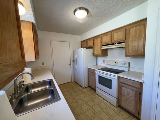 254 Spring Brook Drive, Mansfield, TX 76063