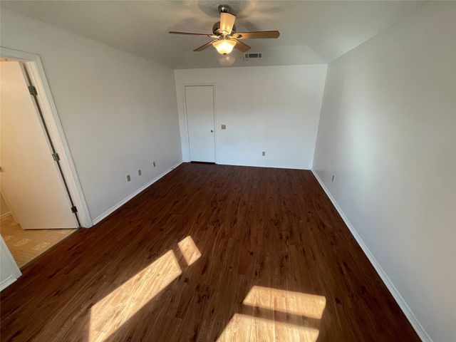 254 Spring Brook Drive, Mansfield, TX 76063