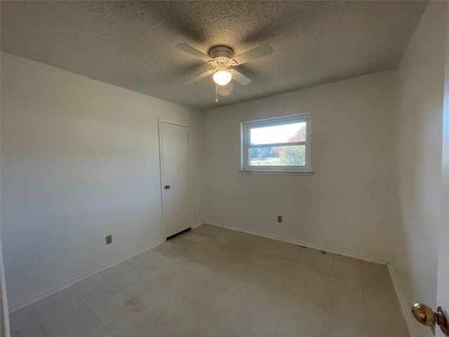 254 Spring Brook Drive, Mansfield, TX 76063