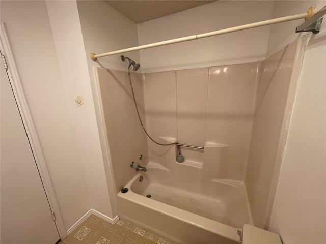 254 Spring Brook Drive, Mansfield, TX 76063