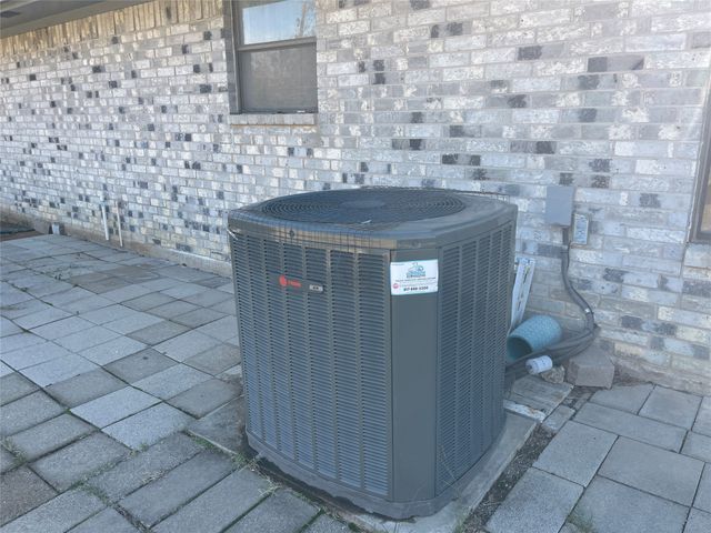 254 Spring Brook Drive, Mansfield, TX 76063