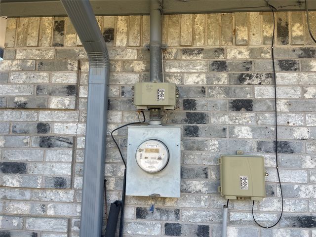 254 Spring Brook Drive, Mansfield, TX 76063