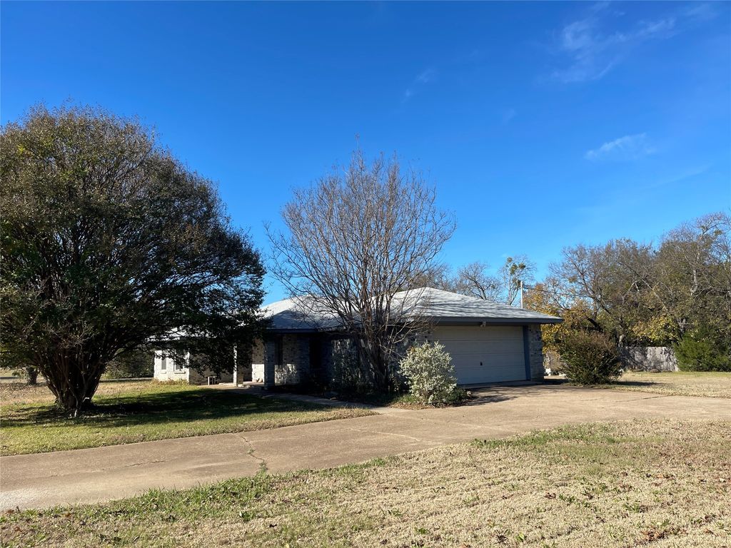 254 Spring Brook Drive, Mansfield, TX 76063