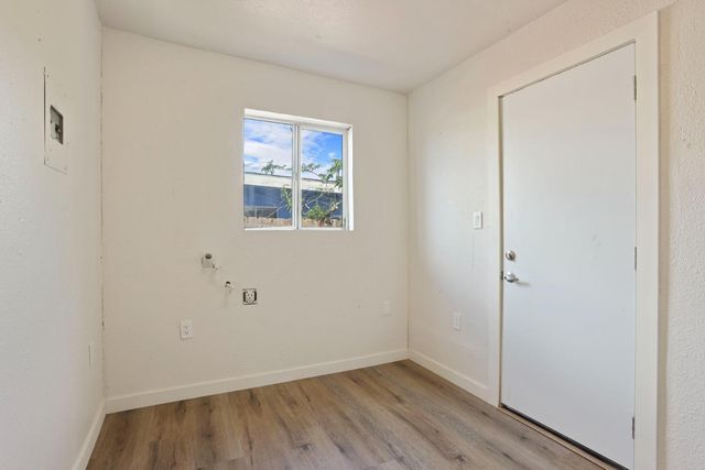 124 S Fresno Ave, Stockton, CA 95203