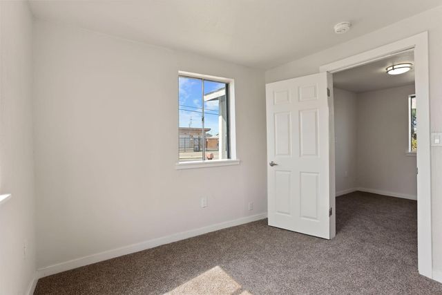 124 S Fresno Ave, Stockton, CA 95203