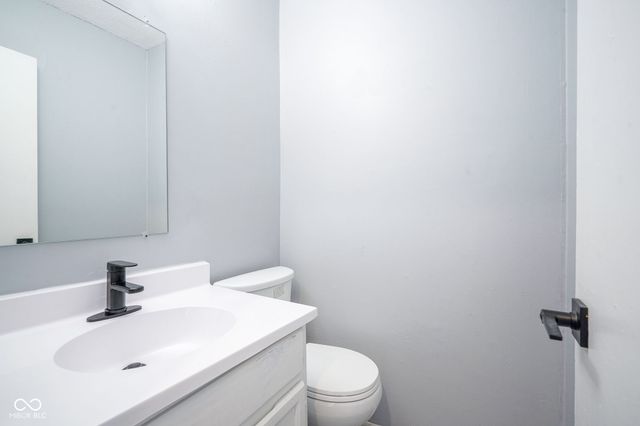 4367 Falcon Creek Boulevard, Indianapolis, IN 46254