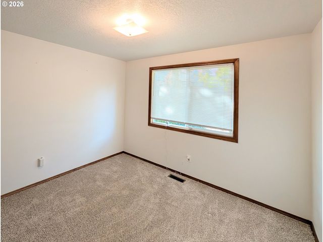 14156 Se 116TH Ave, Clackamas, OR 97015
