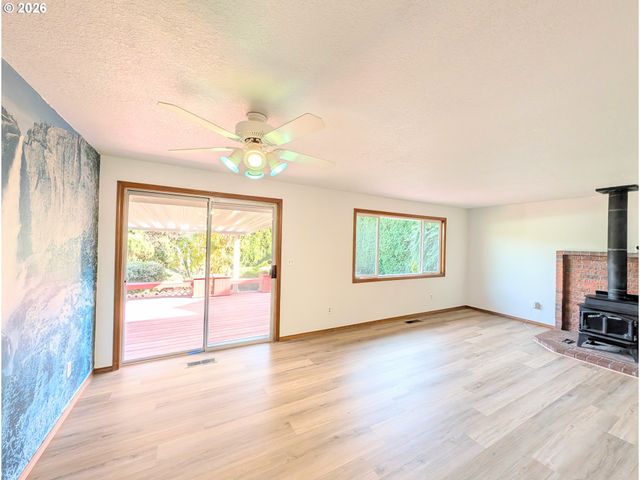 14156 Se 116TH Ave, Clackamas, OR 97015