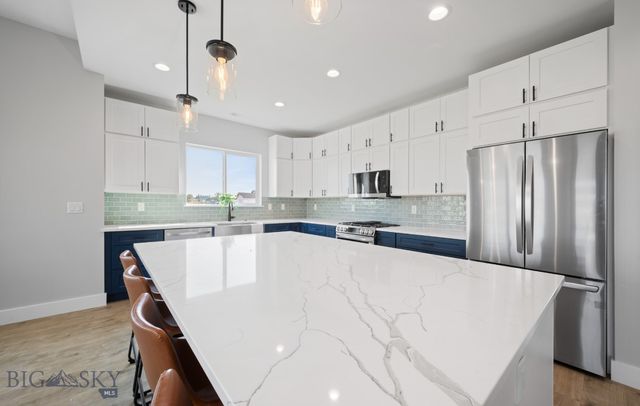 303 S Crispin Street, Manhattan, MT 59741