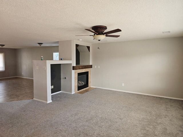 6458 Grants Drive NE, Rio Rancho, NM 87144