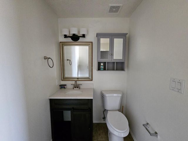 6458 Grants Drive NE, Rio Rancho, NM 87144