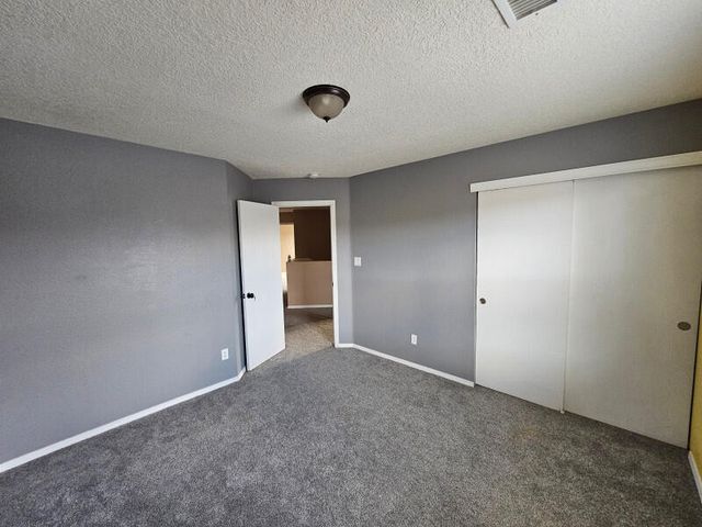 6458 Grants Drive NE, Rio Rancho, NM 87144