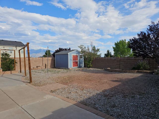 6458 Grants Drive NE, Rio Rancho, NM 87144