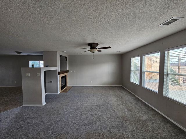 6458 Grants Drive NE, Rio Rancho, NM 87144