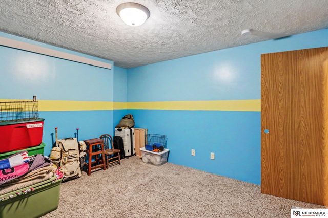 2325 NW 43rd Street, Lincoln, NE 68524