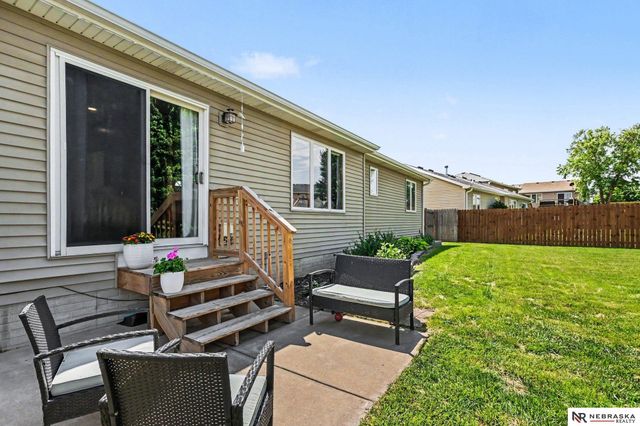 2325 NW 43rd Street, Lincoln, NE 68524