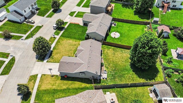 2325 NW 43rd Street, Lincoln, NE 68524