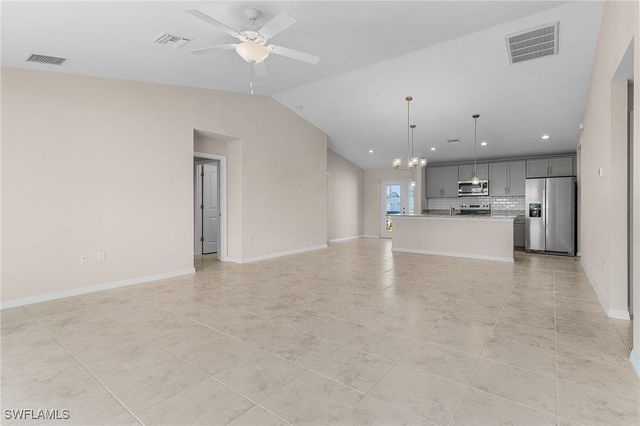 522 NW 20th ST, Cape Coral, FL 33993