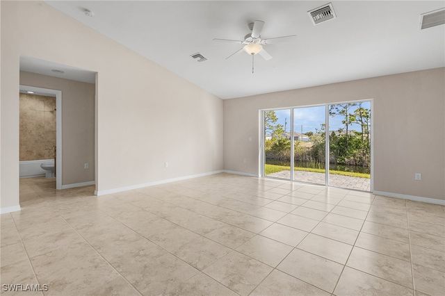 522 NW 20th ST, Cape Coral, FL 33993