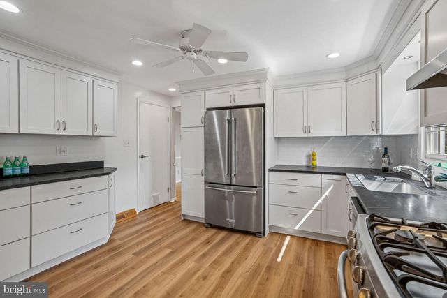 5209 WINDMILL LN, Columbia, MD 21044