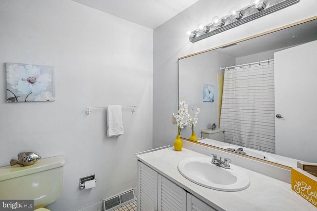 5209 WINDMILL LN, Columbia, MD 21044