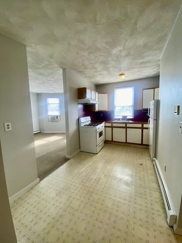 594 Somerville Avenue 2B, Somerville, MA 02145