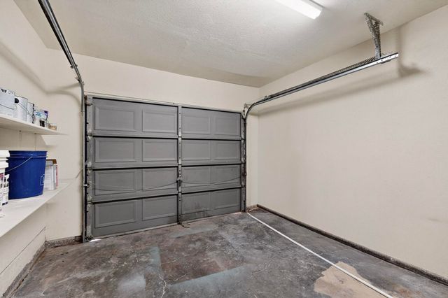 1725 PROSPECT Avenue NW, Albuquerque, NM 87104