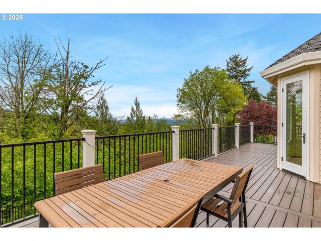 2512 Nw PINNACLE Dr, Portland, OR 97229